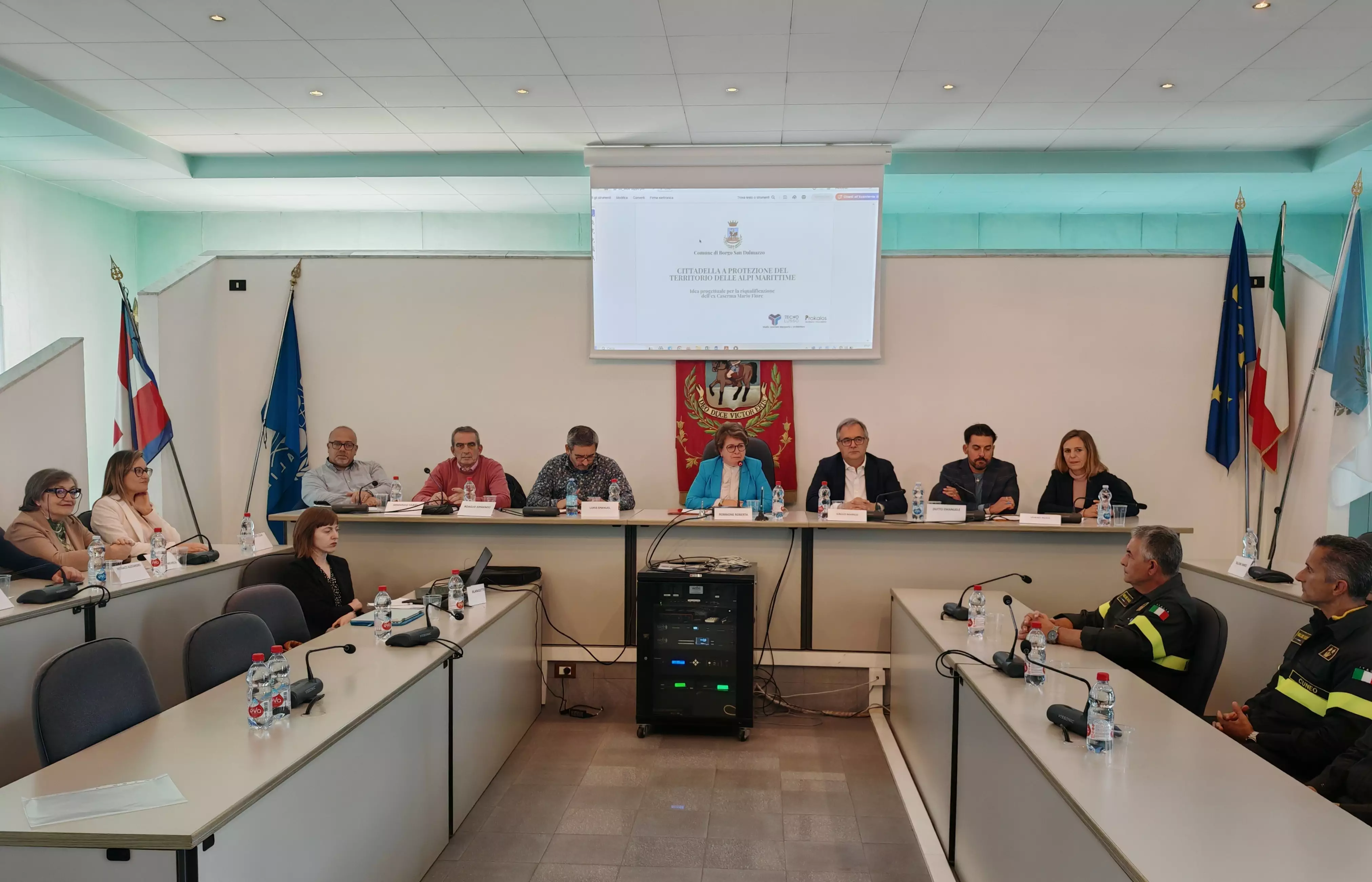 Conferenza stampa di presentazione del progetto &#39Cittadella a protezione del territorio delle Alpi Marittime&#39 (01)