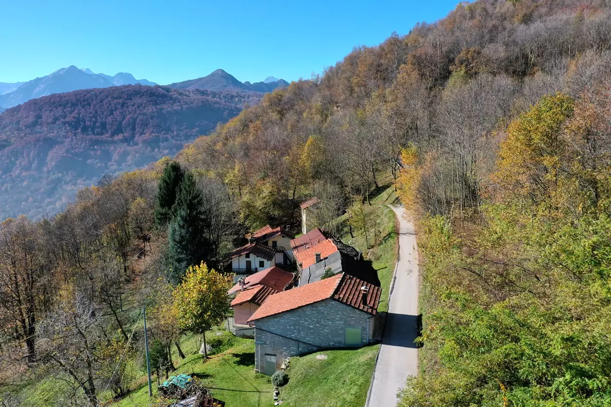 Tetto Pilone, Via delle Meridiane, Borgo San Dalmazzo - Autunno