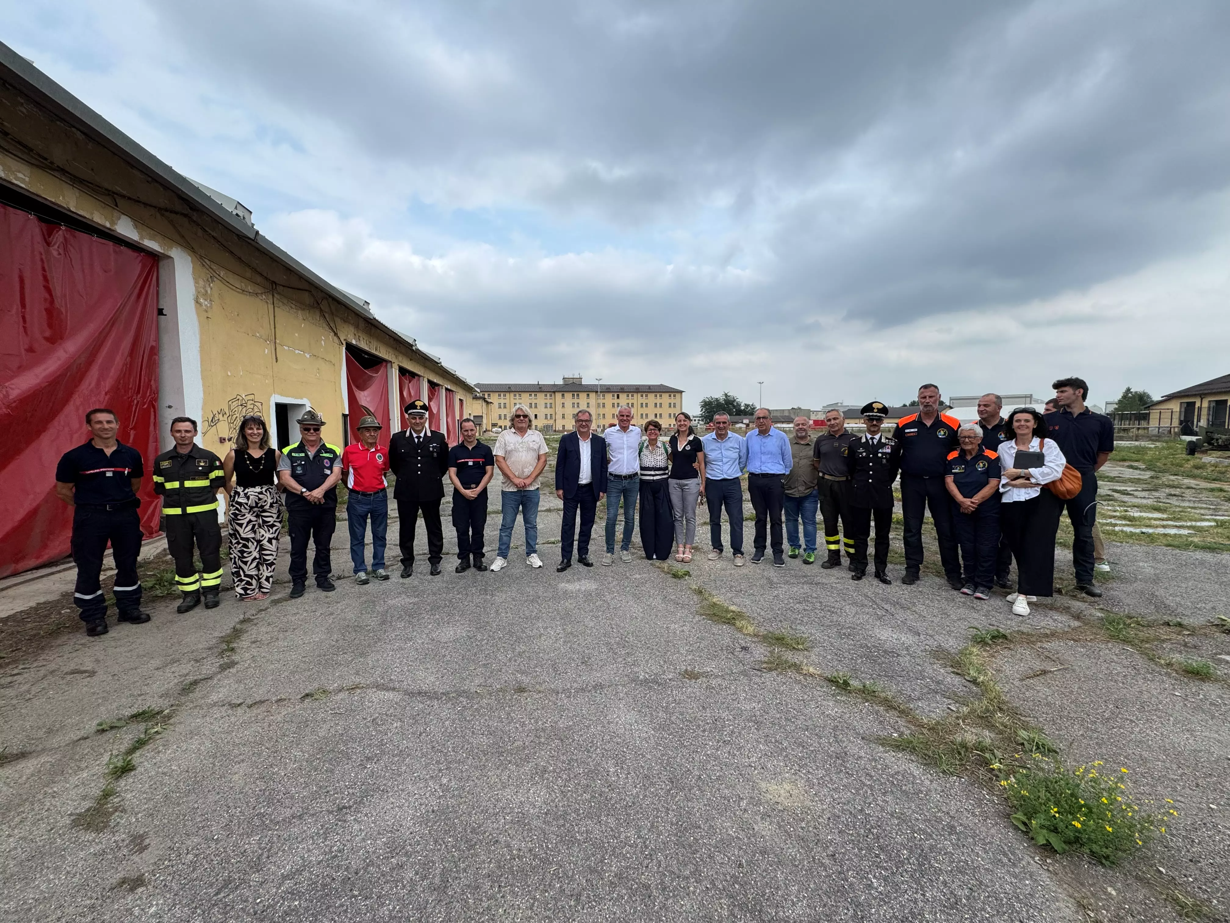 Delegazione italiana e francese all'ex caserma Mario Fiore di Borgo San Dalmazzo